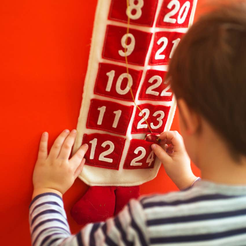little boy made his mom an advent calendar so she wouldn&#039;t go without