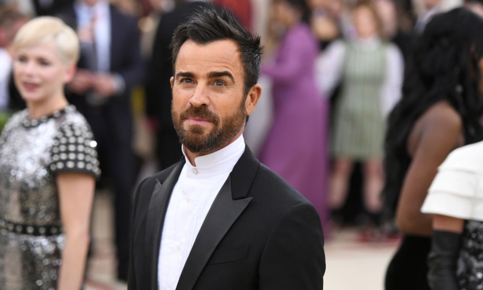 What Is Justin Theroux's Back Tattoo? The Photo And Meaning Behind His Gigantic Back Tattoo
