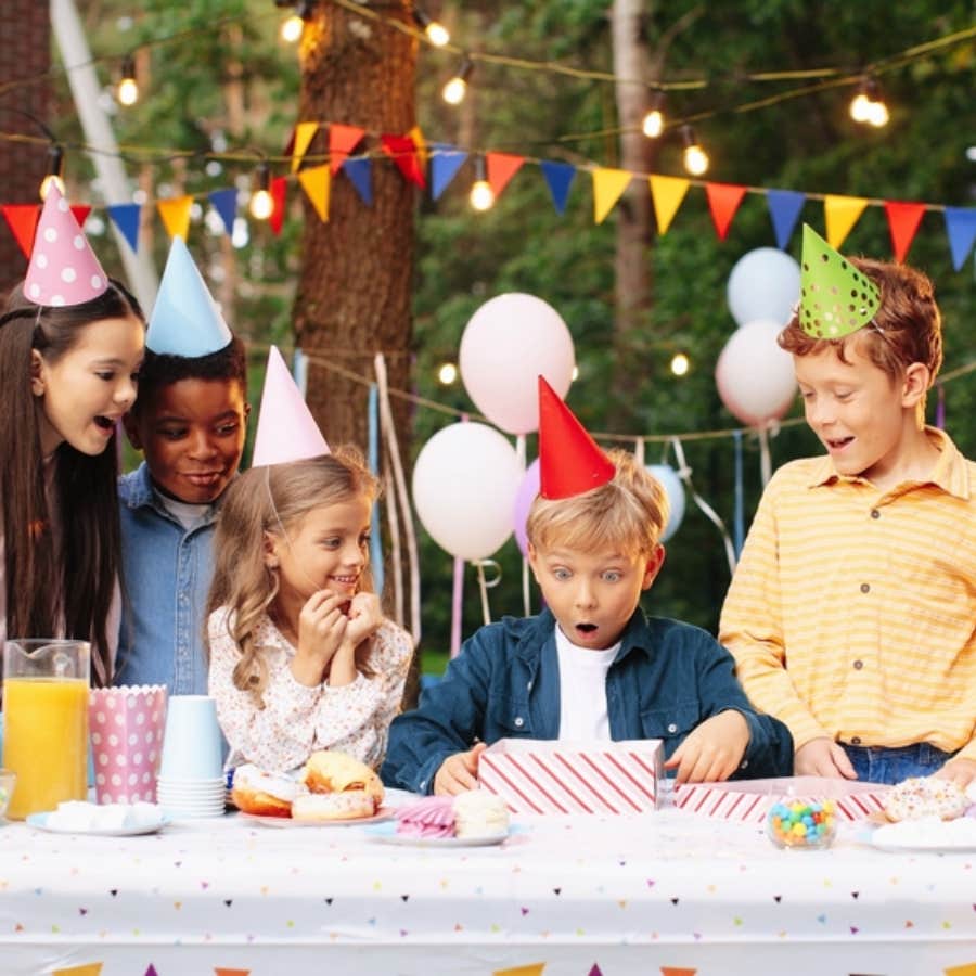 Best Birthday Return Gifts For Kids Birthday Party - Angroos