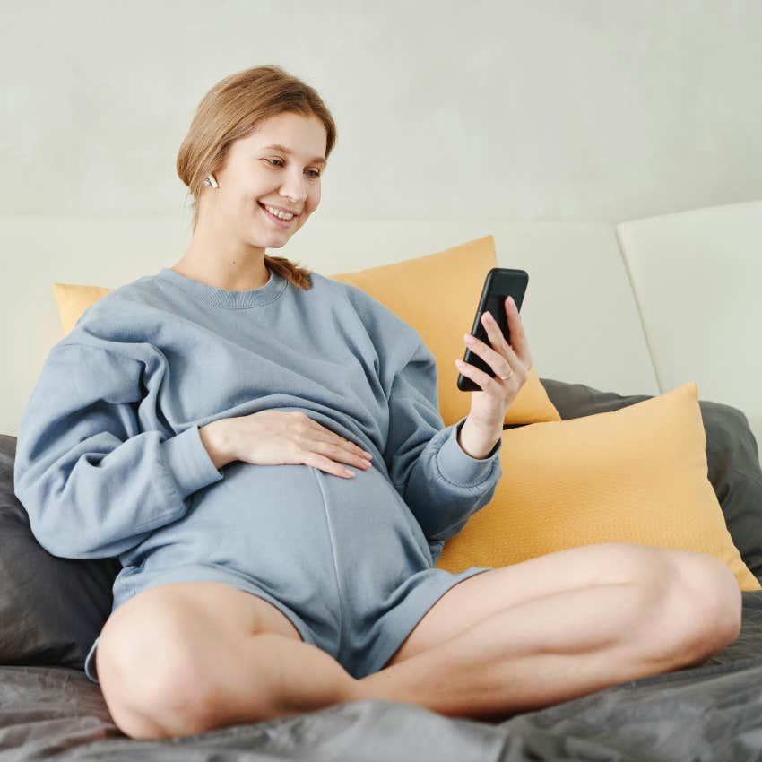 pregnant woman on phone 
