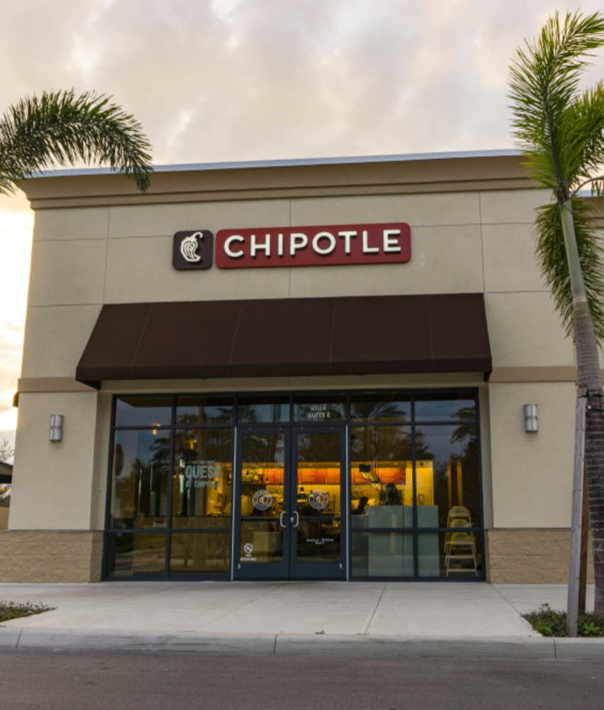 Chipotle restaurant front