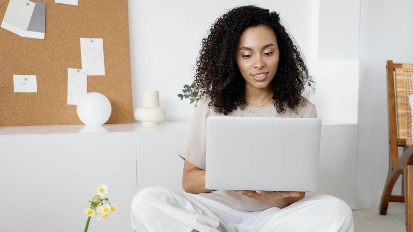 woman working on laptop