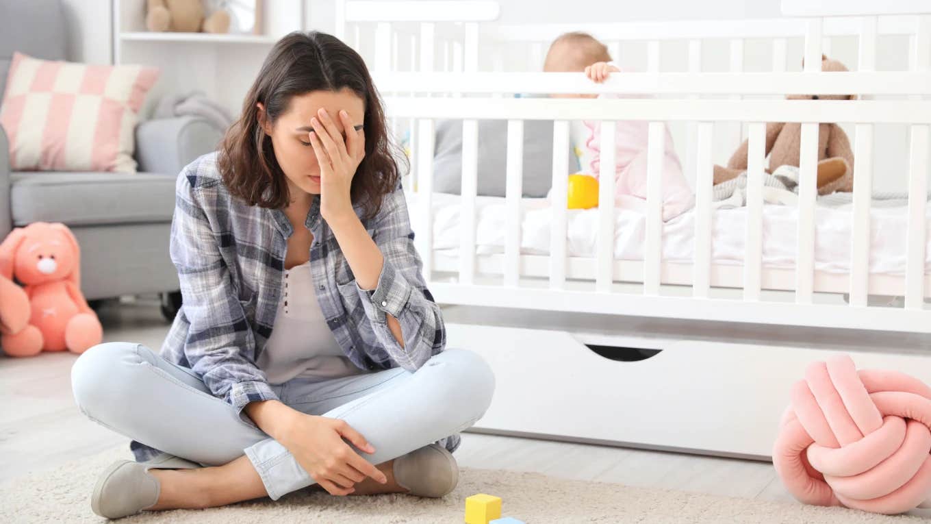 mom feeling depressed and regretful after baby