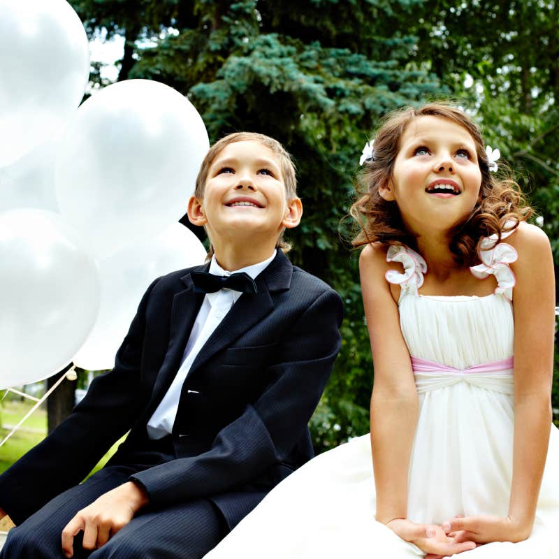 kids at wedding