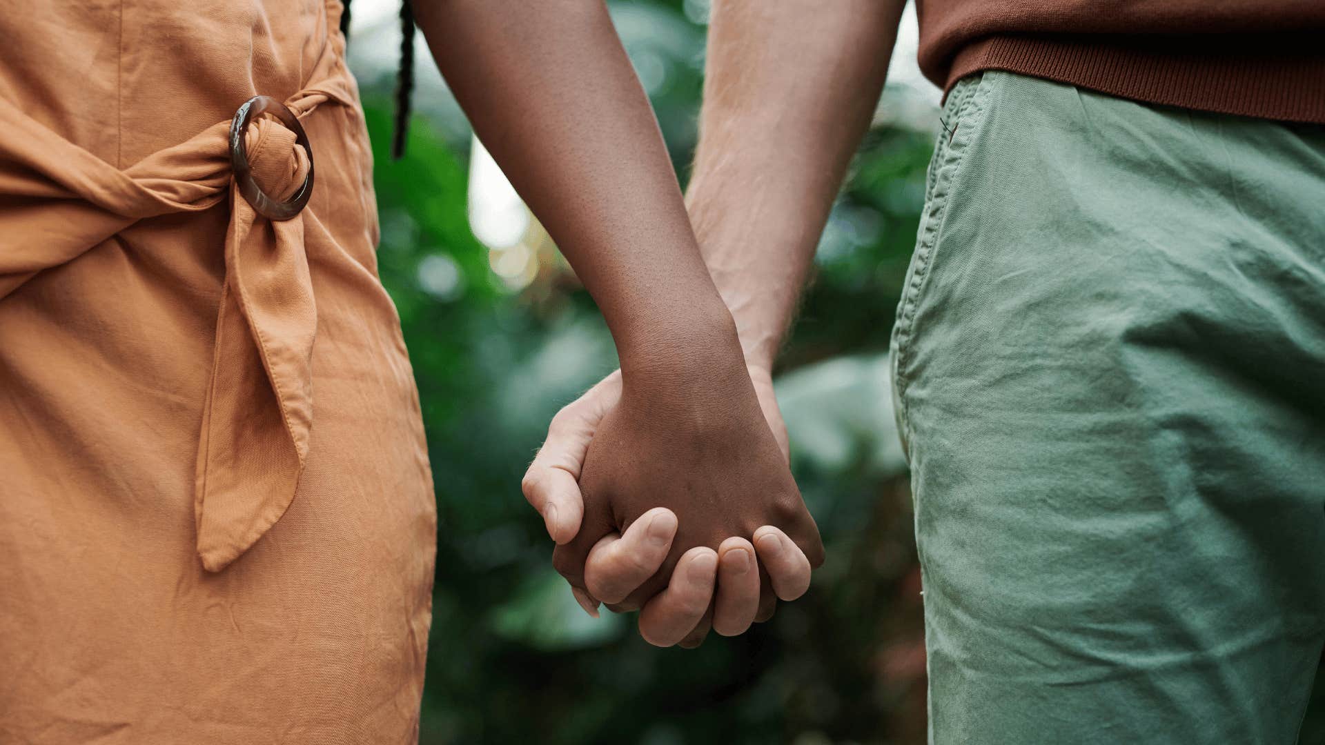 couple holding hands