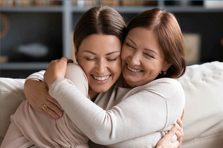 adult daughter with her older mother