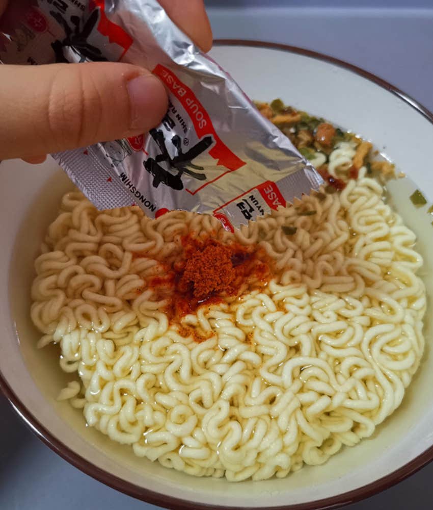 bowl of instant ramen