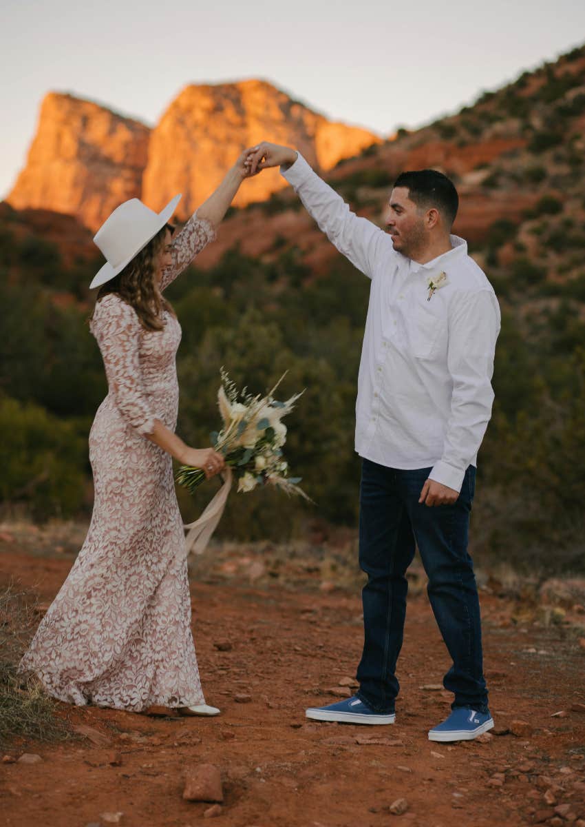 couple eloping in the desert