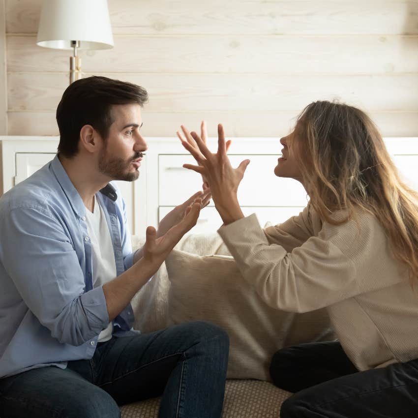 Couple fighting, threat that can push a relationship into a crisis