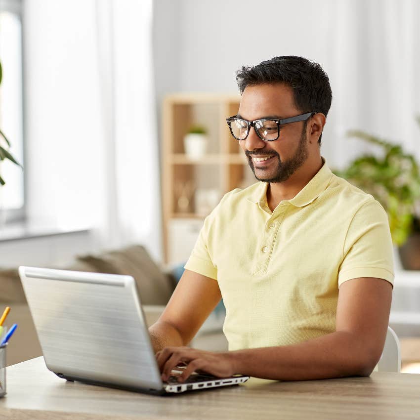 Man writing everyday to become a genius-level thinker