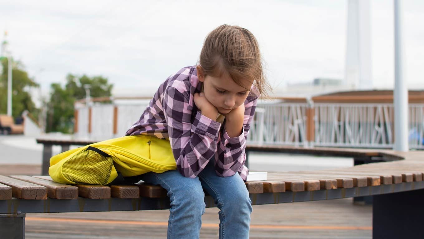 mom says her daughter weird kid at school