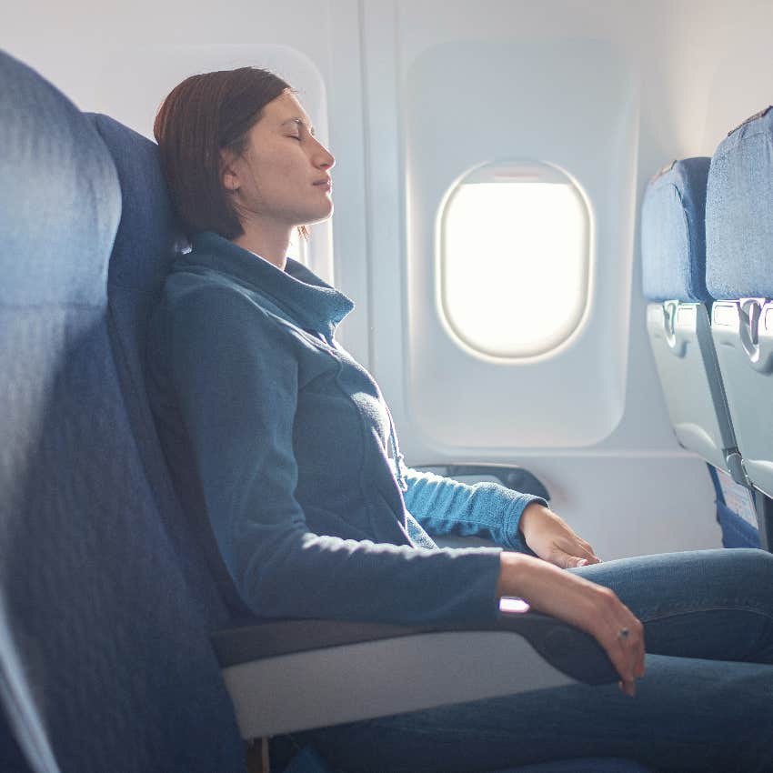 Woman with flight anxiety paid extra for the window seat