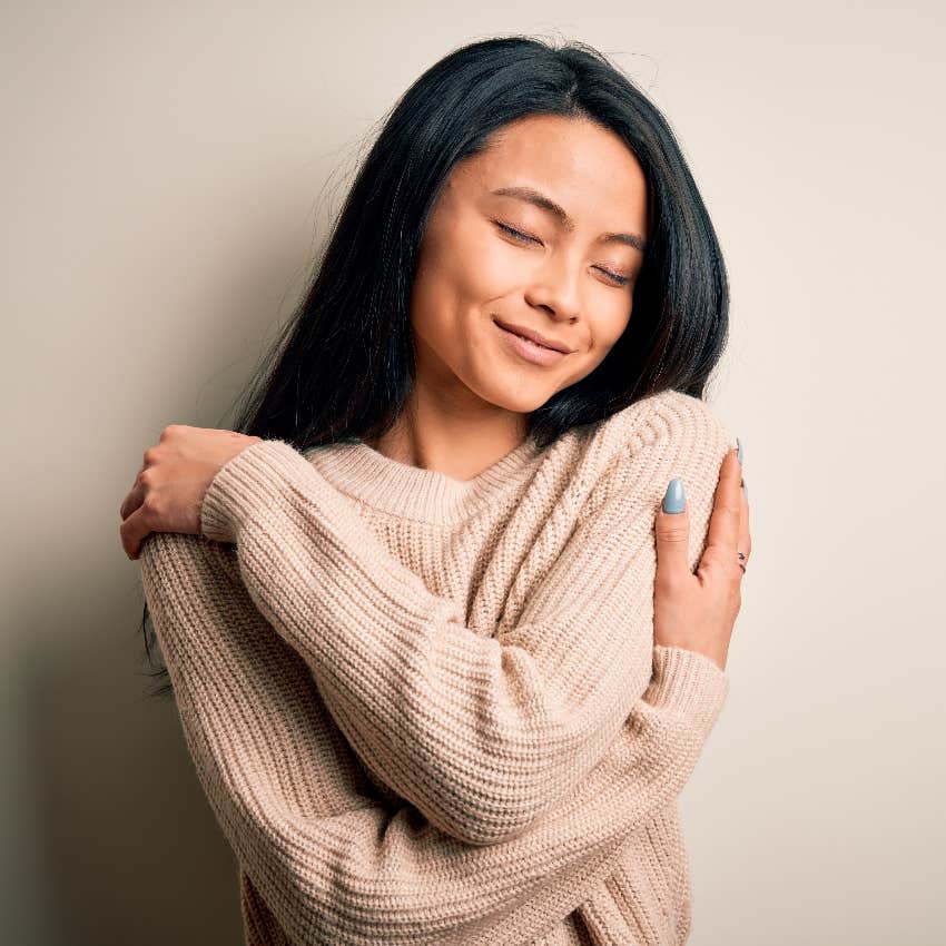 woman who loves being her own best friend