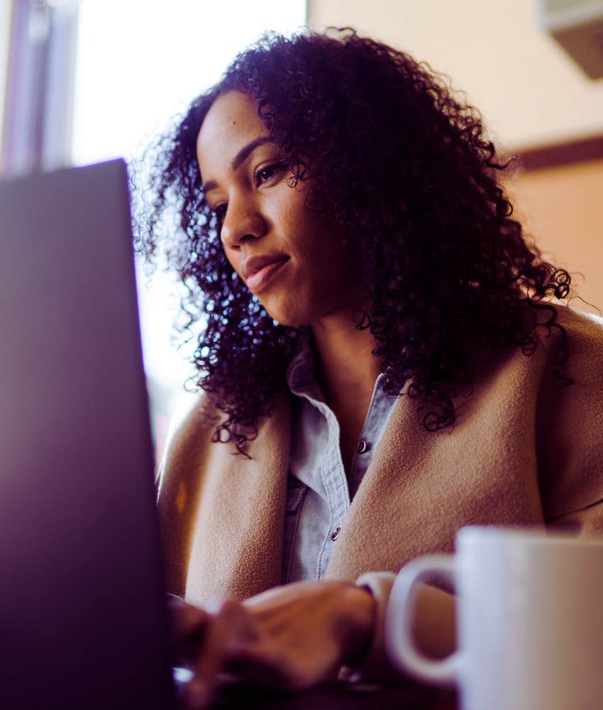 Woman looking at computer screen 