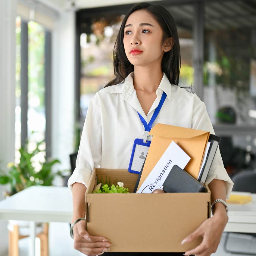 Woman leaving her job after putting in her two weeks. 