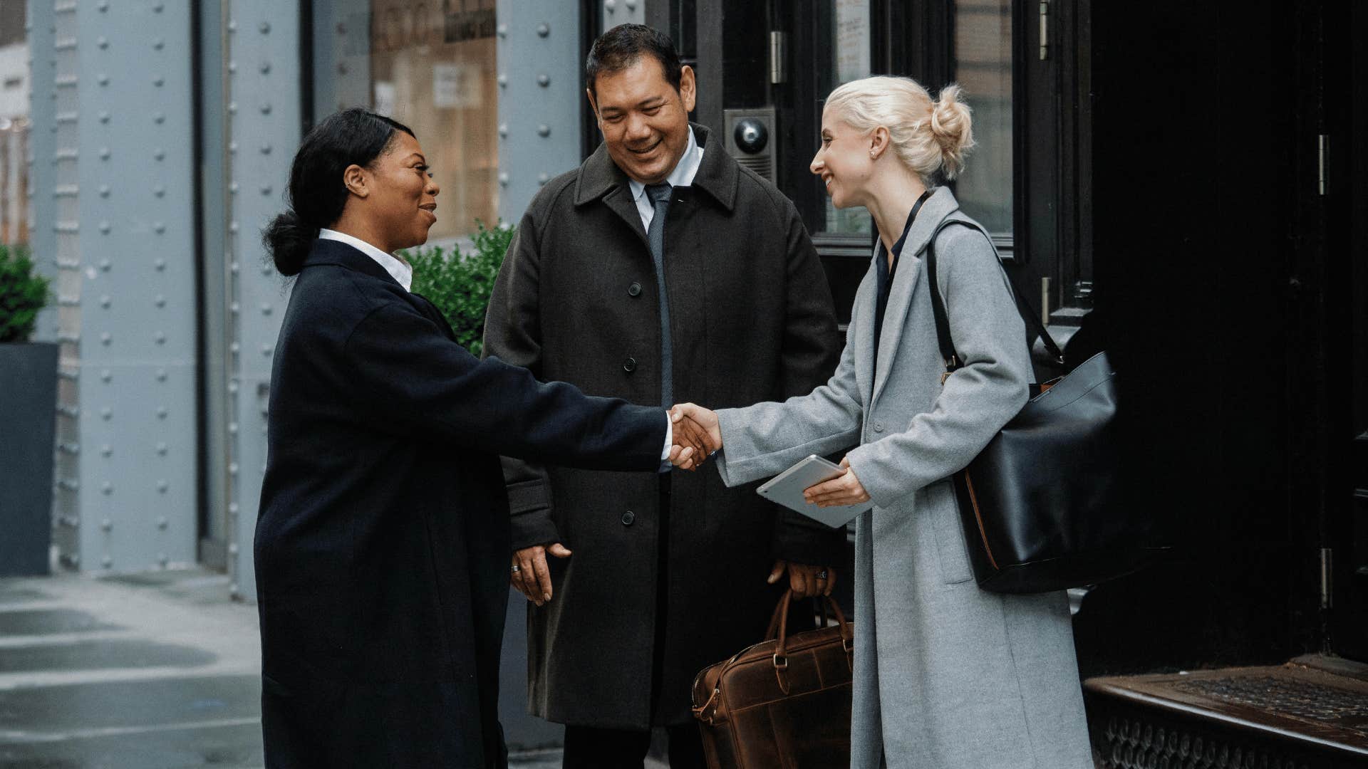 business women shaking hands