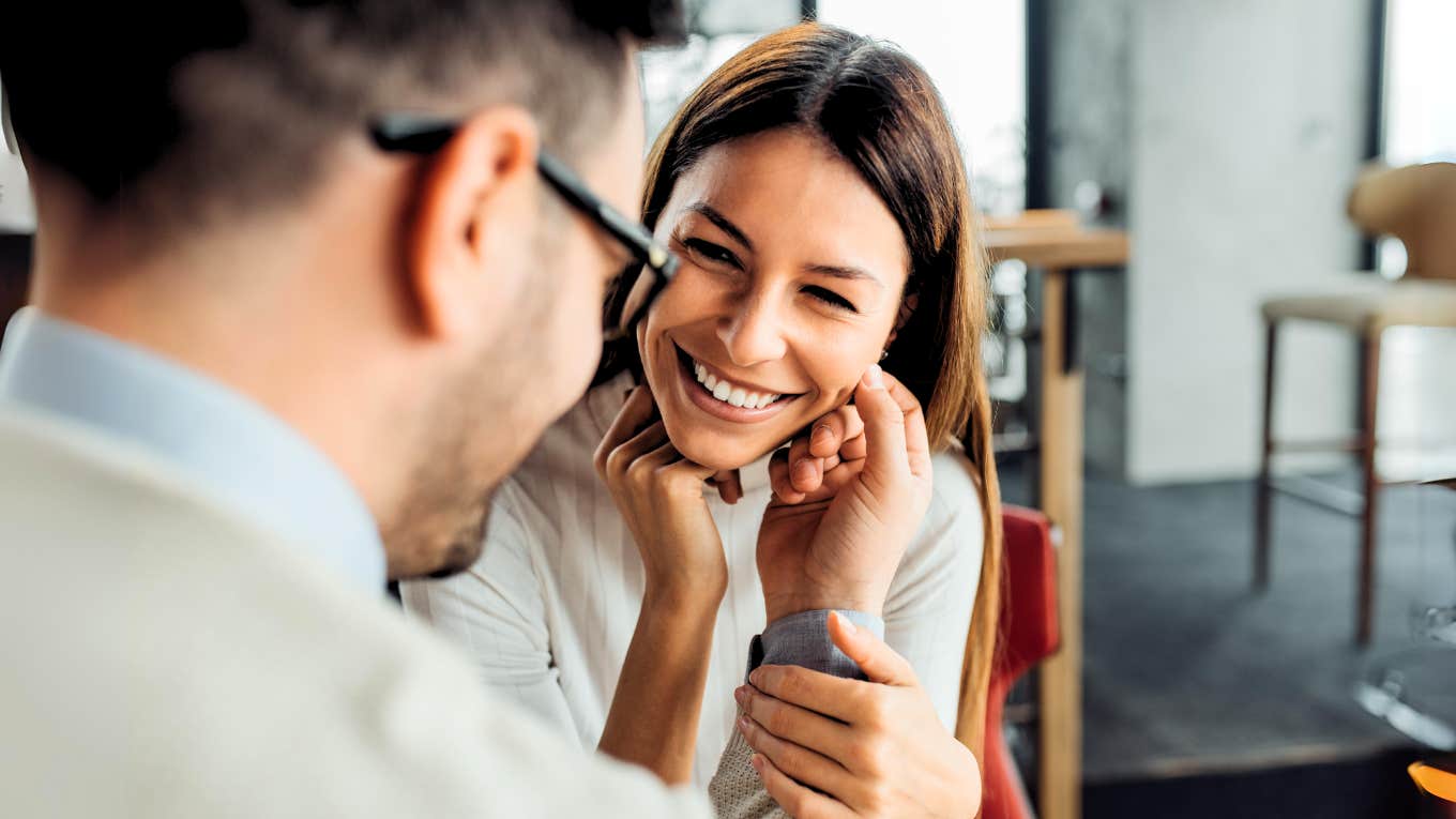 woman keeping man interested