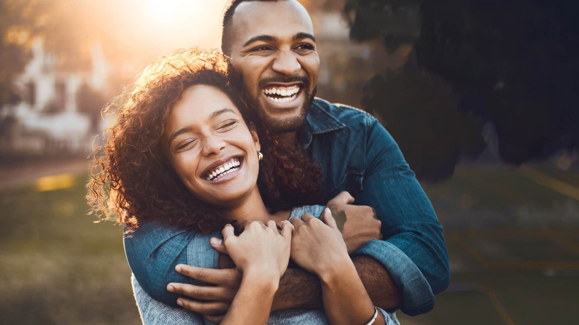 Smiling couple in a healthy relationship