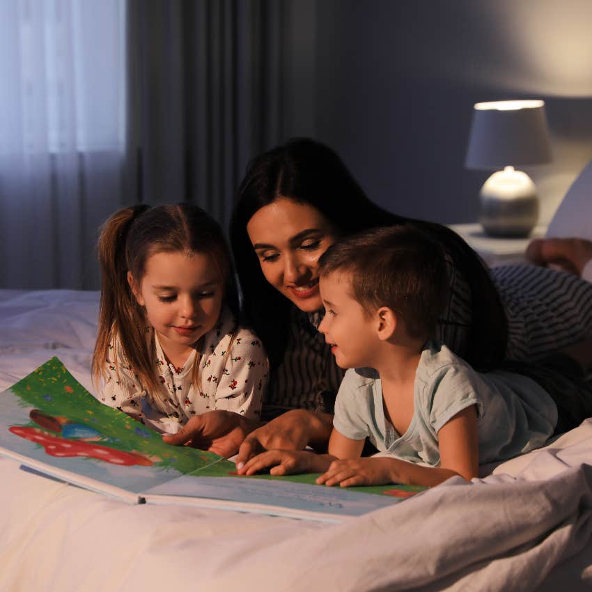 Mom reading to her kids