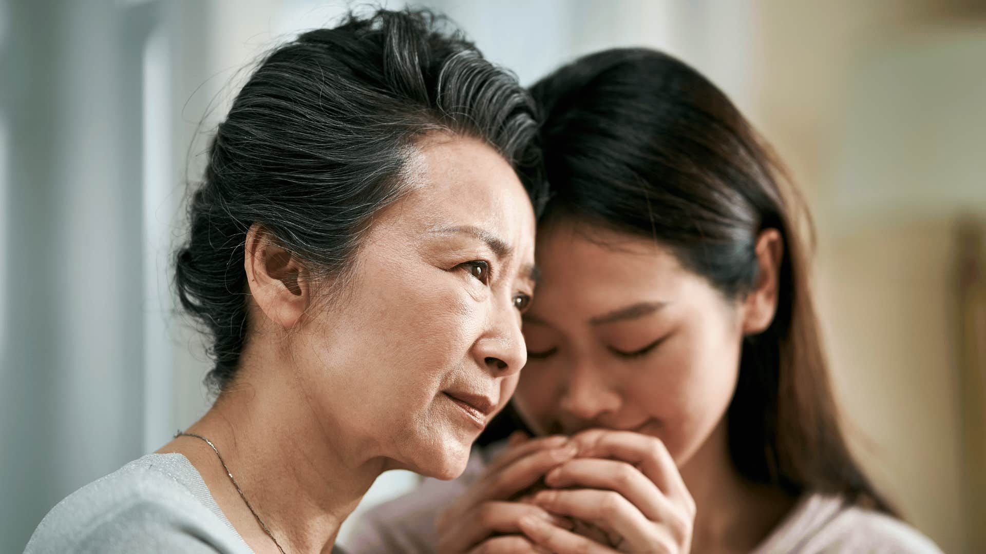 adult daughter with her mom