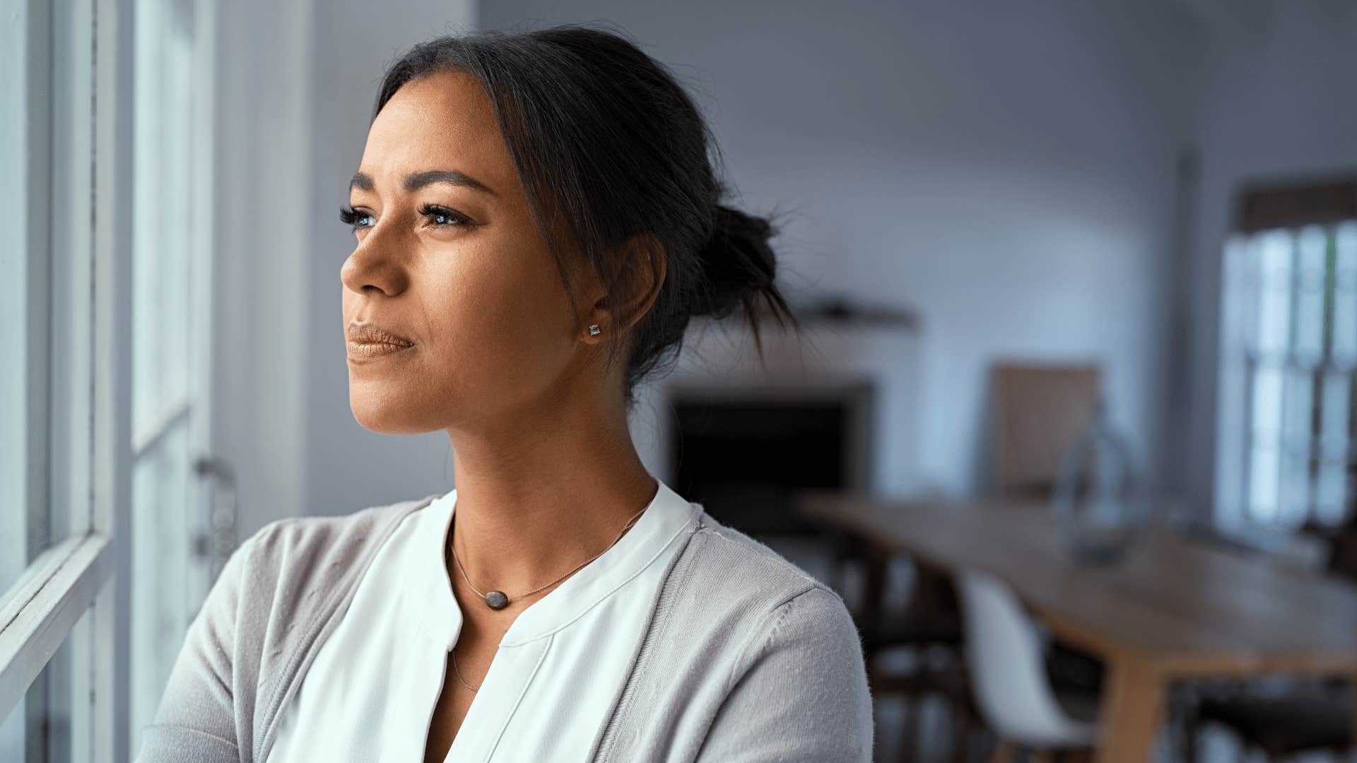 woman with judgmental self-talk