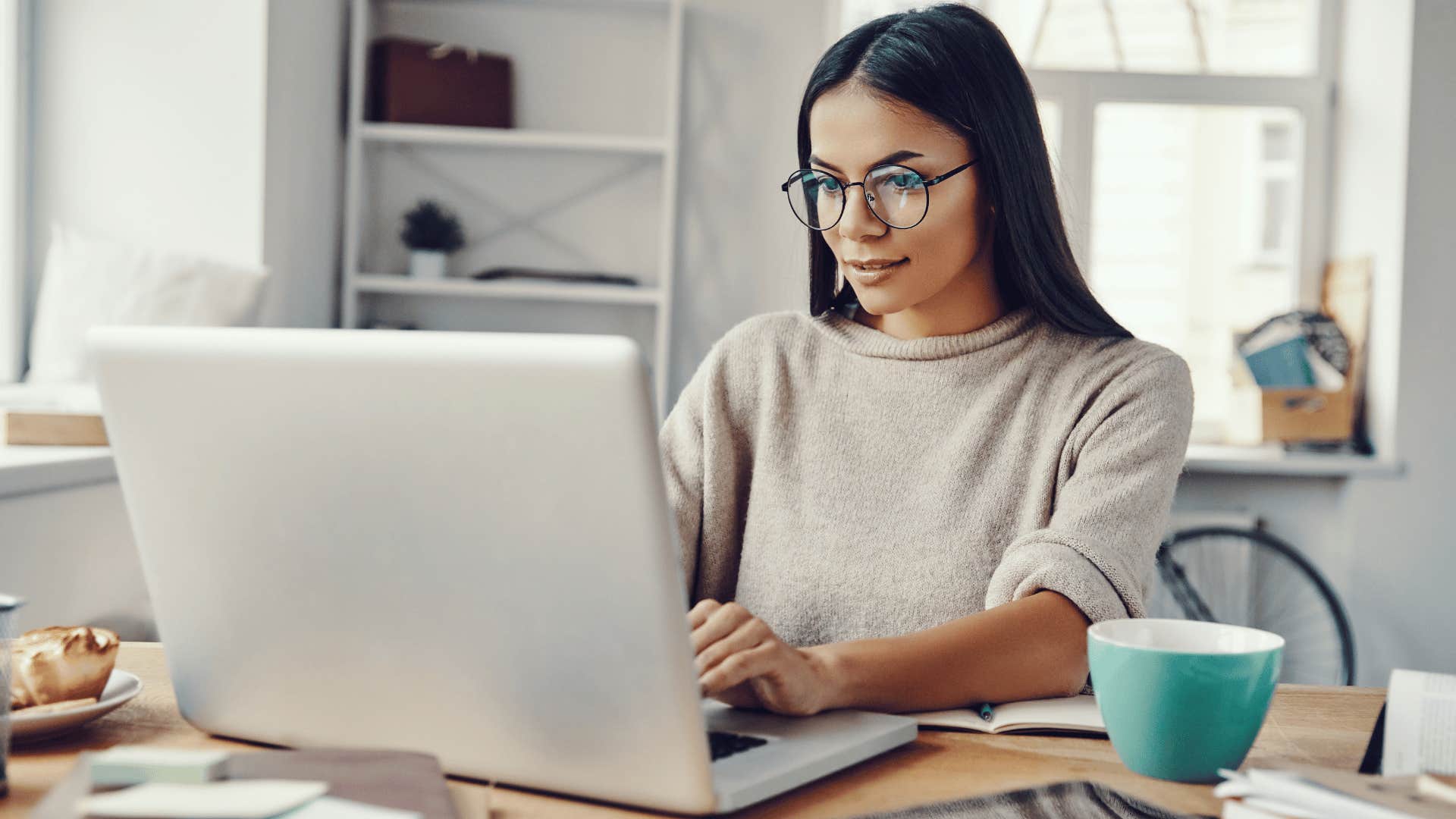 woman working on laptop