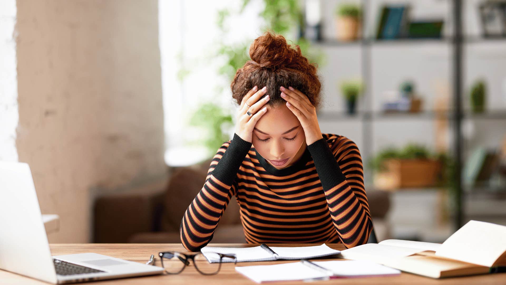 frustrated woman at computer 