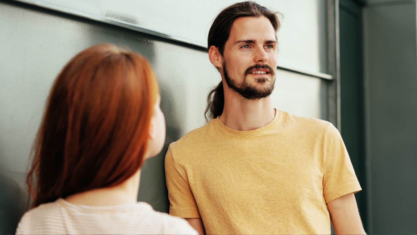 Man giving off 'not a good person' vibes while on a date.