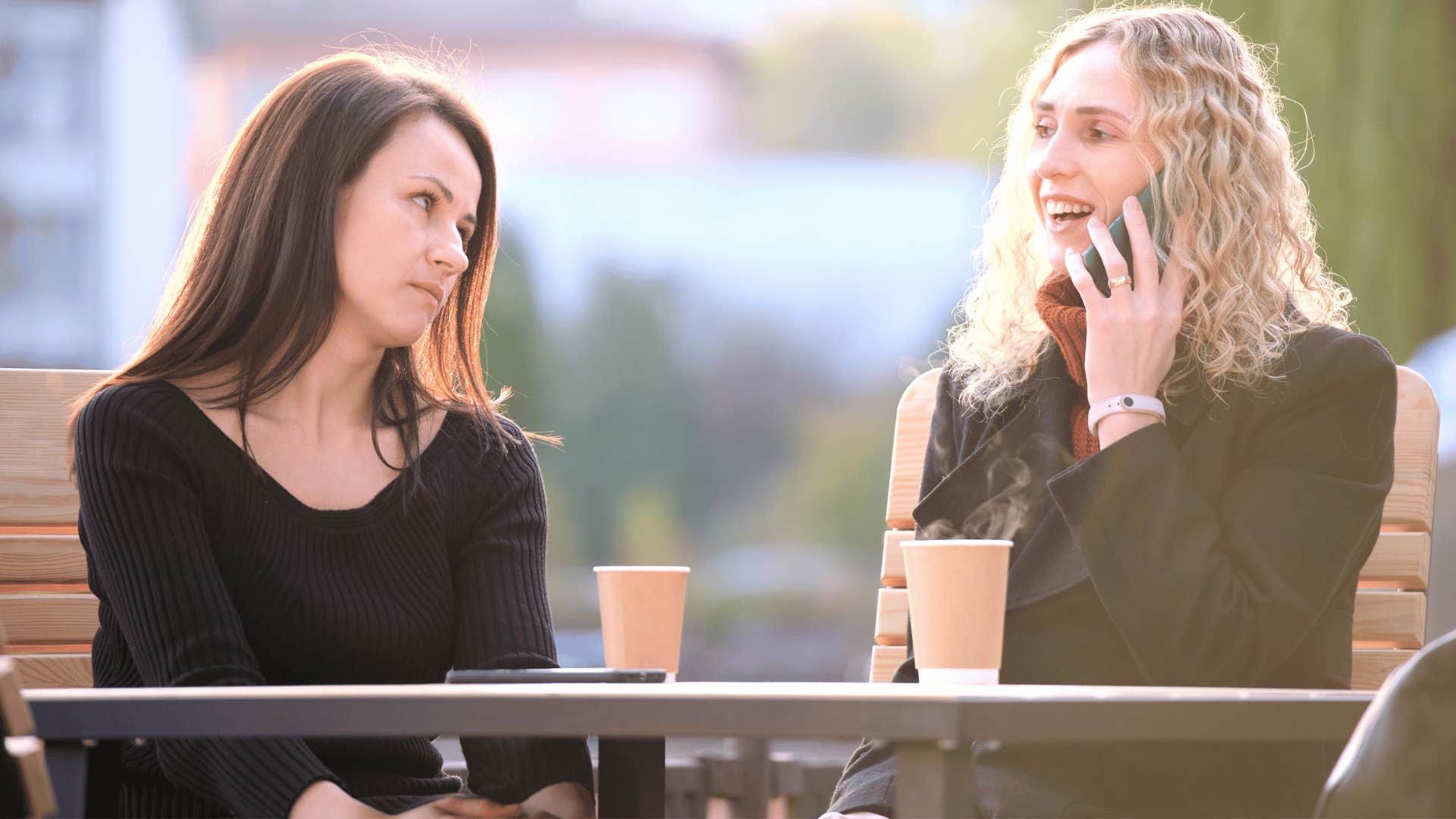 two women having coffee