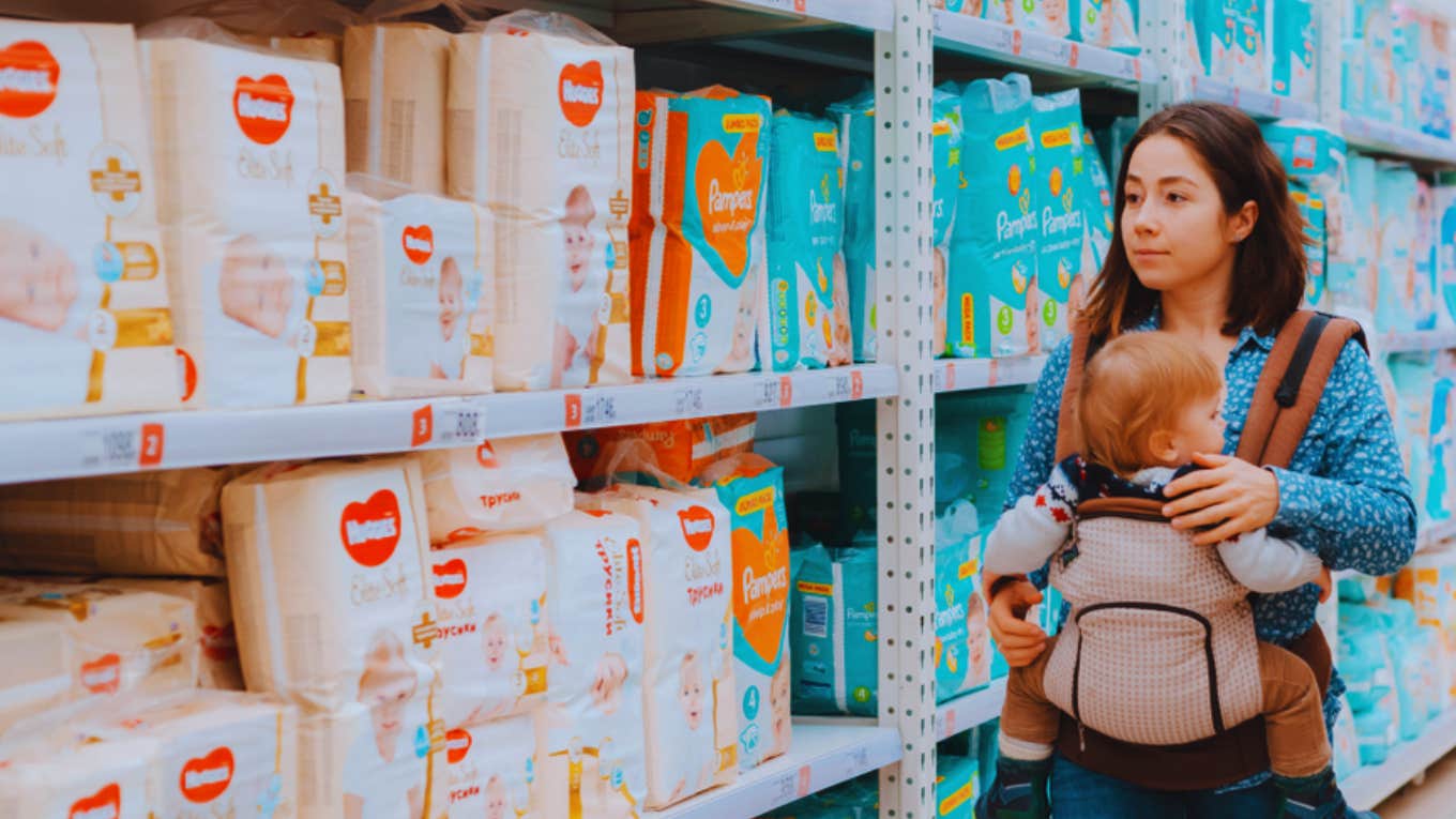 mom shopping for diapers 