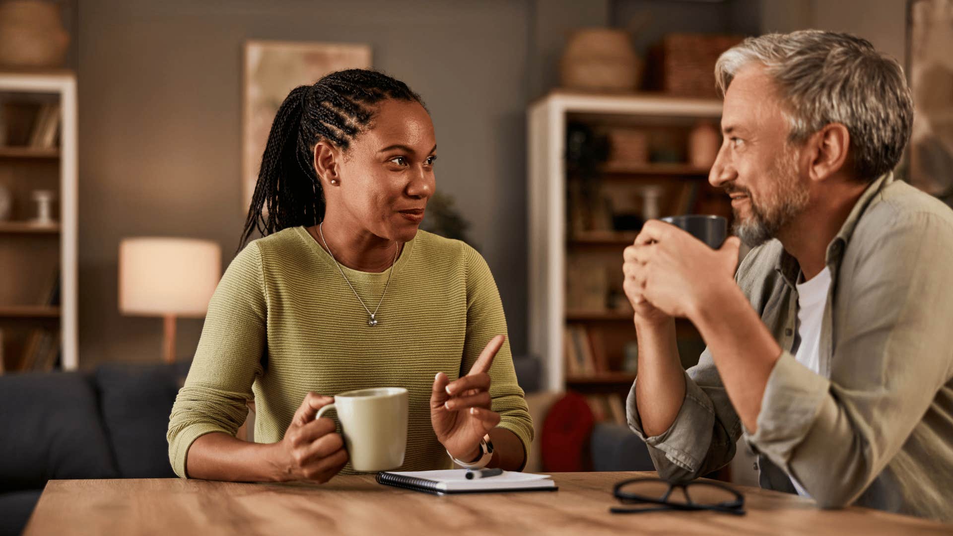 Couple has agreeable conversation