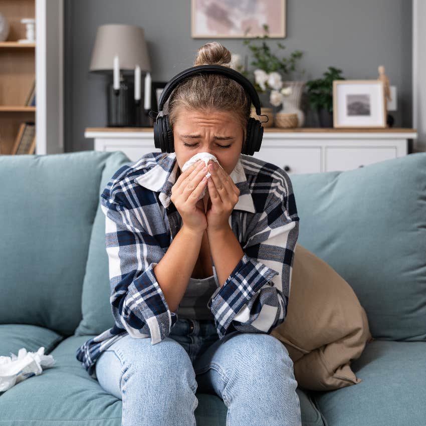 Woman crying to a Taylor Swift song that reminded her of her late ex