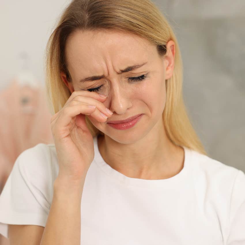 Mom who wants to leave her new corporate job crying