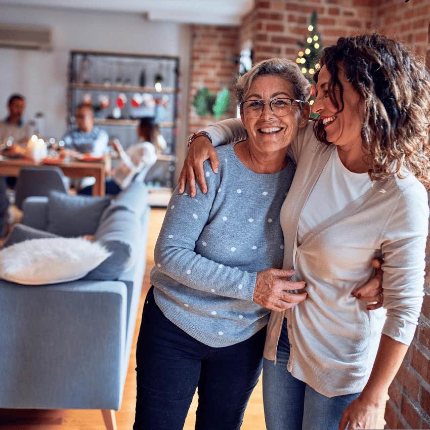 Woman who chose to go home to her parents for the holidays