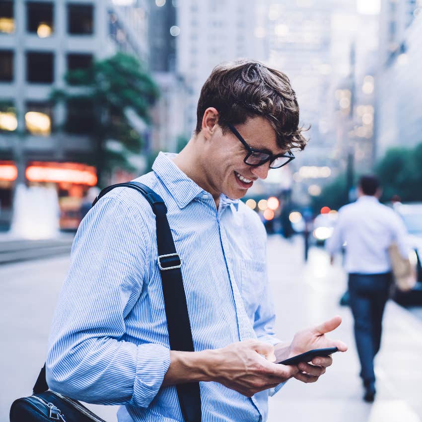 Man found lost phone in New York