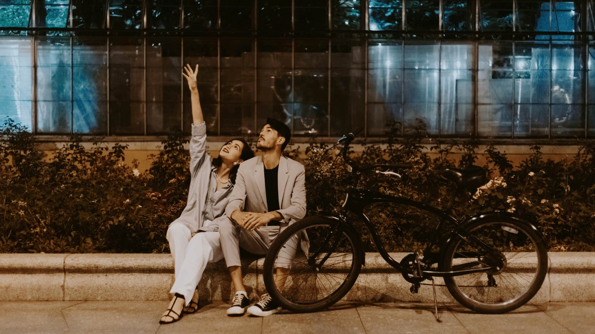 couple looking at stars