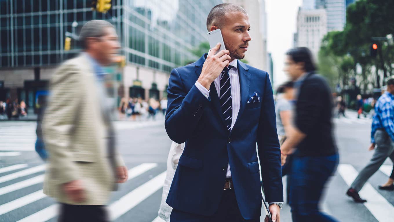 Man on lost phone in New York