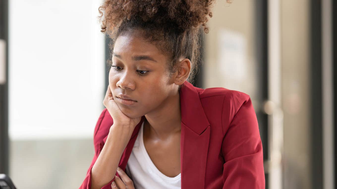 Woman realizes a narcissist is ruining her social event.