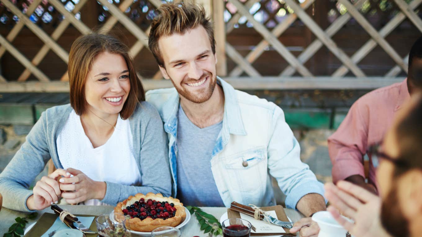 Woman asks her boyfriend questions before determining she should bring him to Thanksgiving dinner.