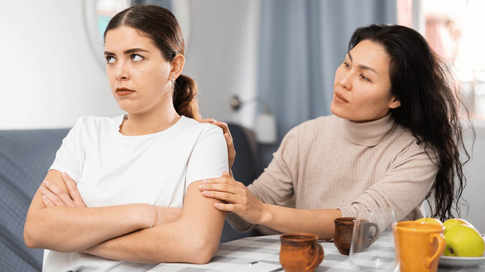 two women arguing