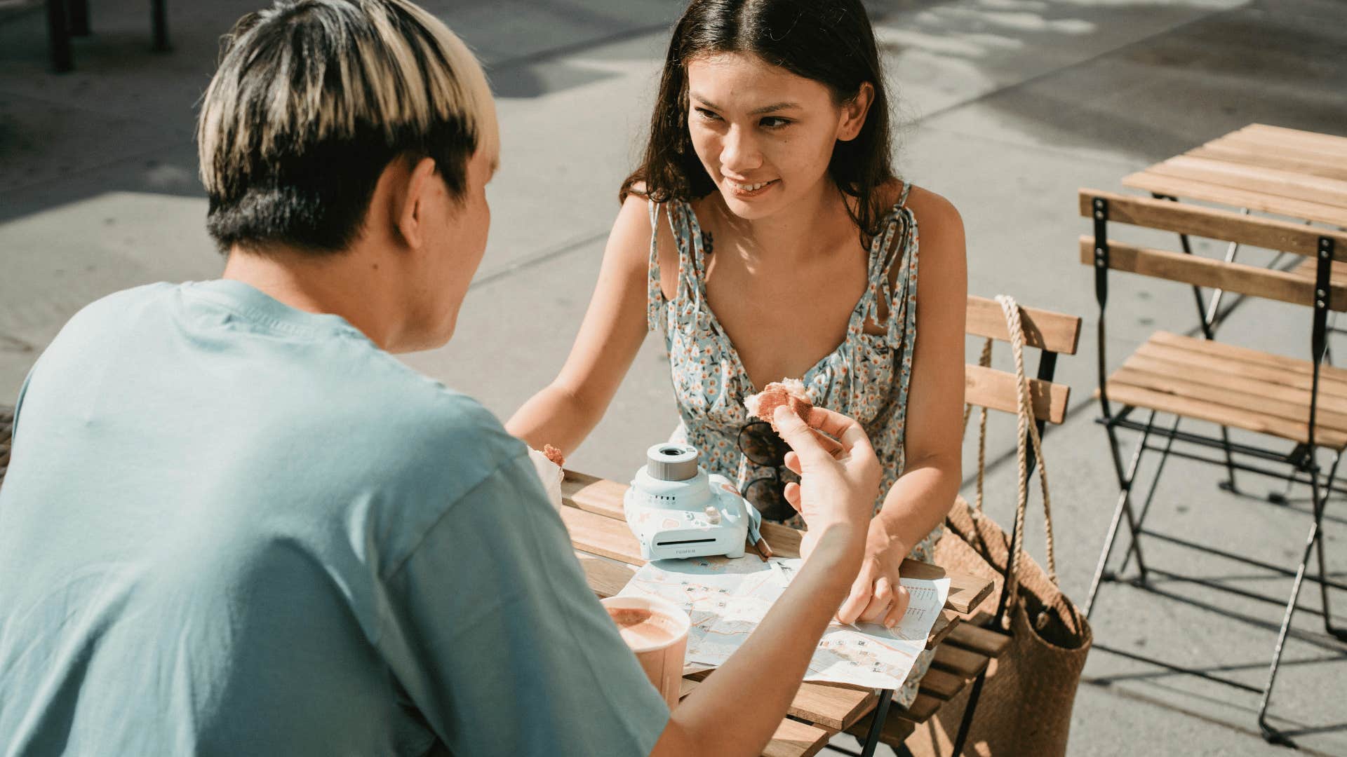 man makes it up to you to show his love