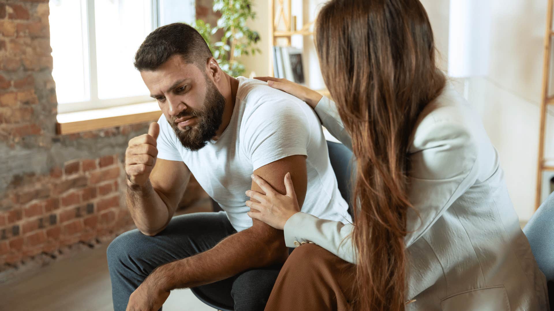 Woman put fear in past to comfort confident man