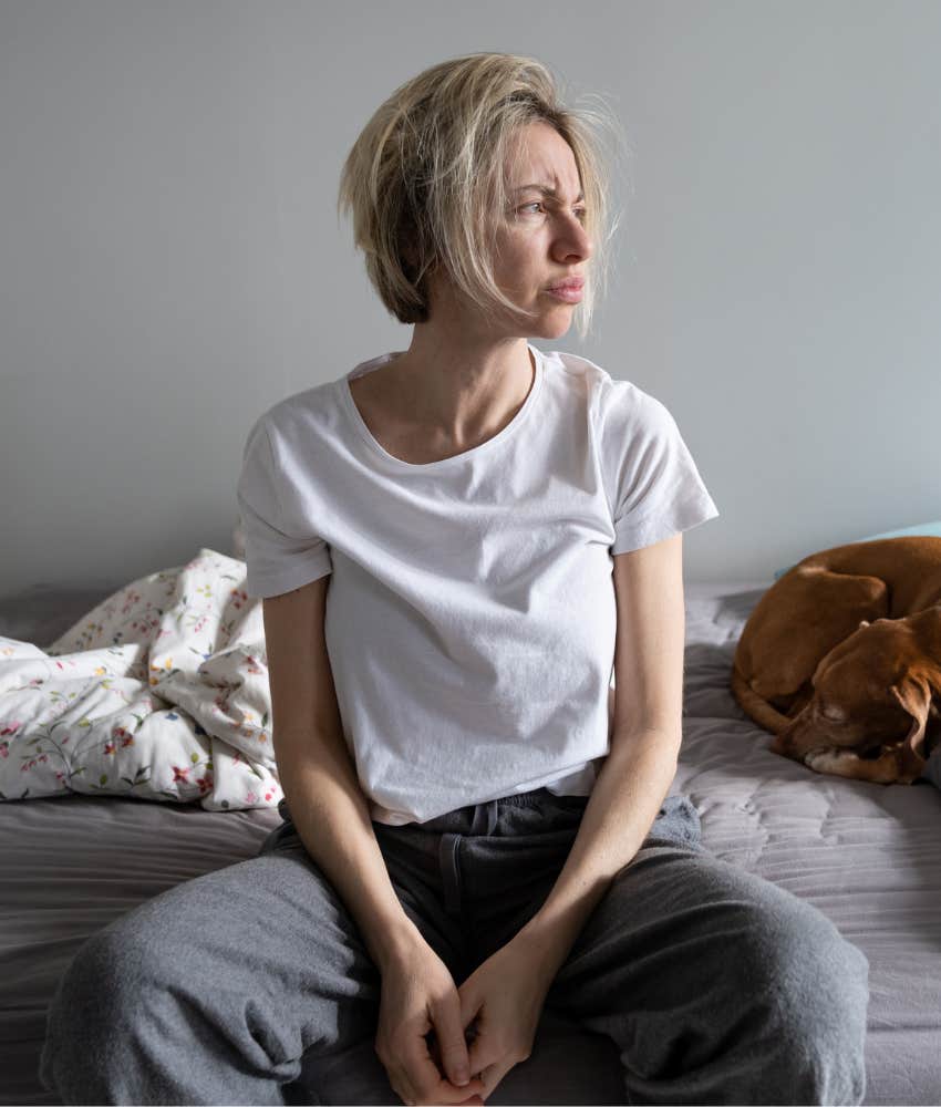 narcissist woman in sloppy clothes and unshowered