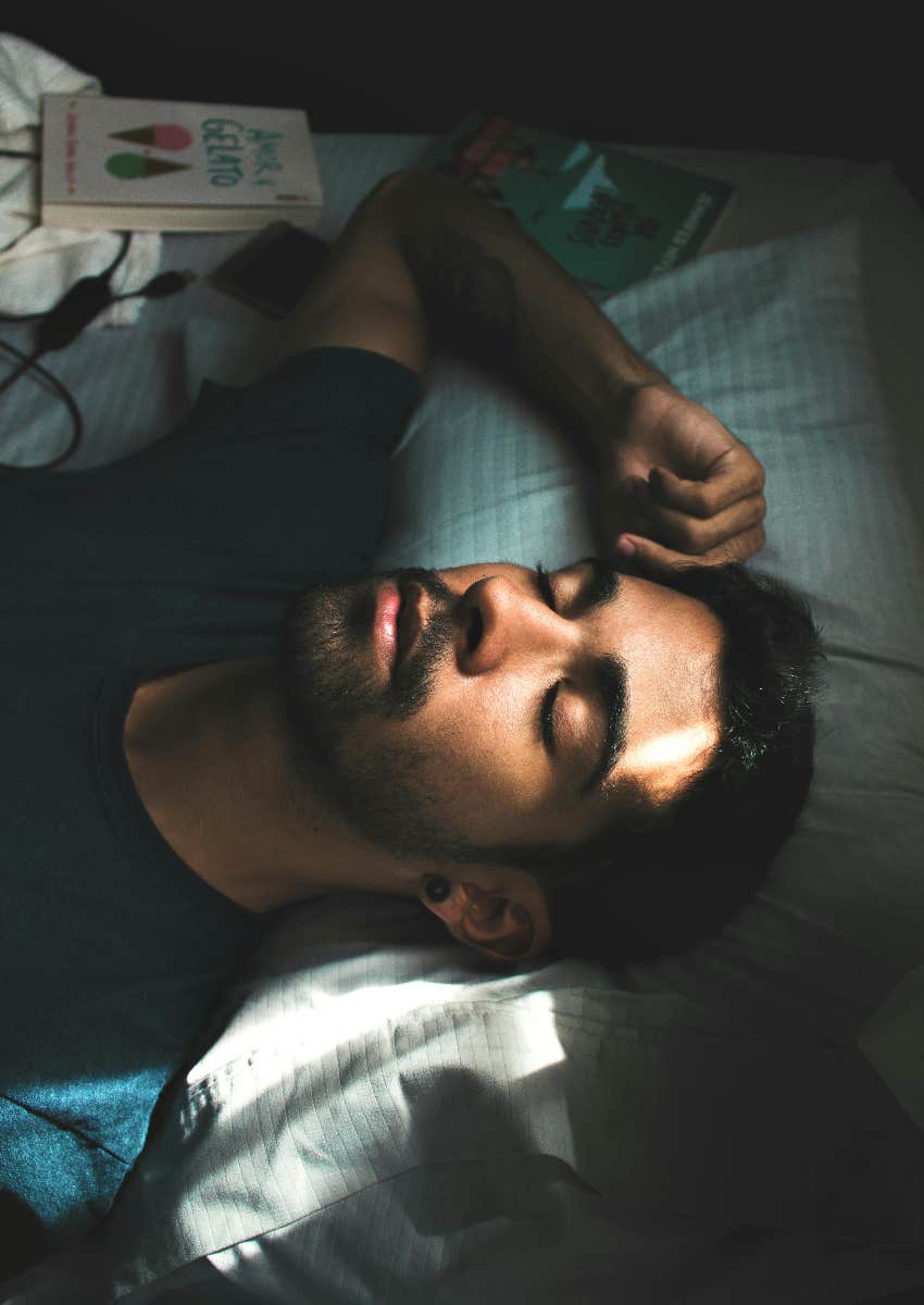 People Who Sleep On Their Left Side Are Way Healthier