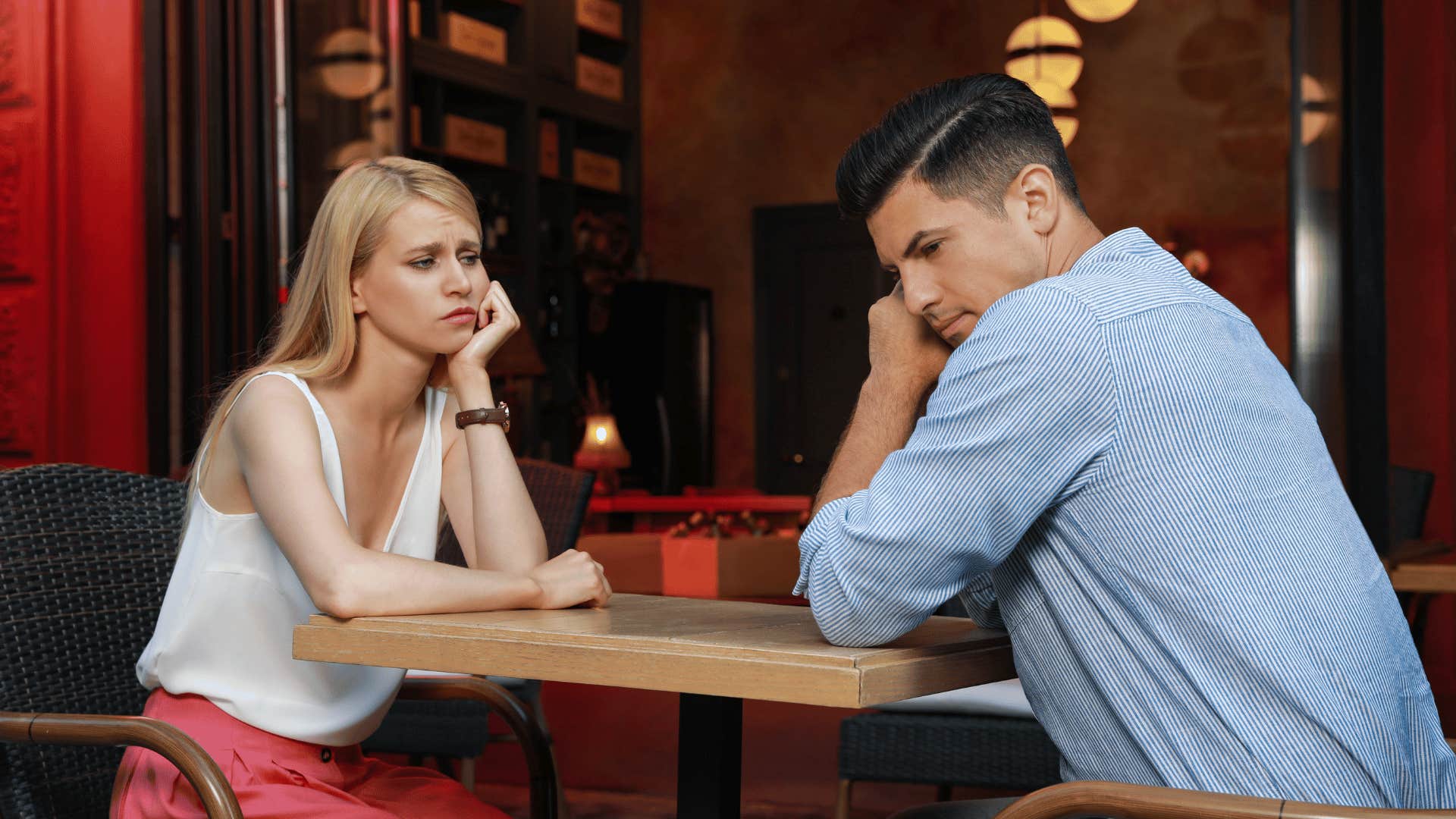 couple not talking on a date