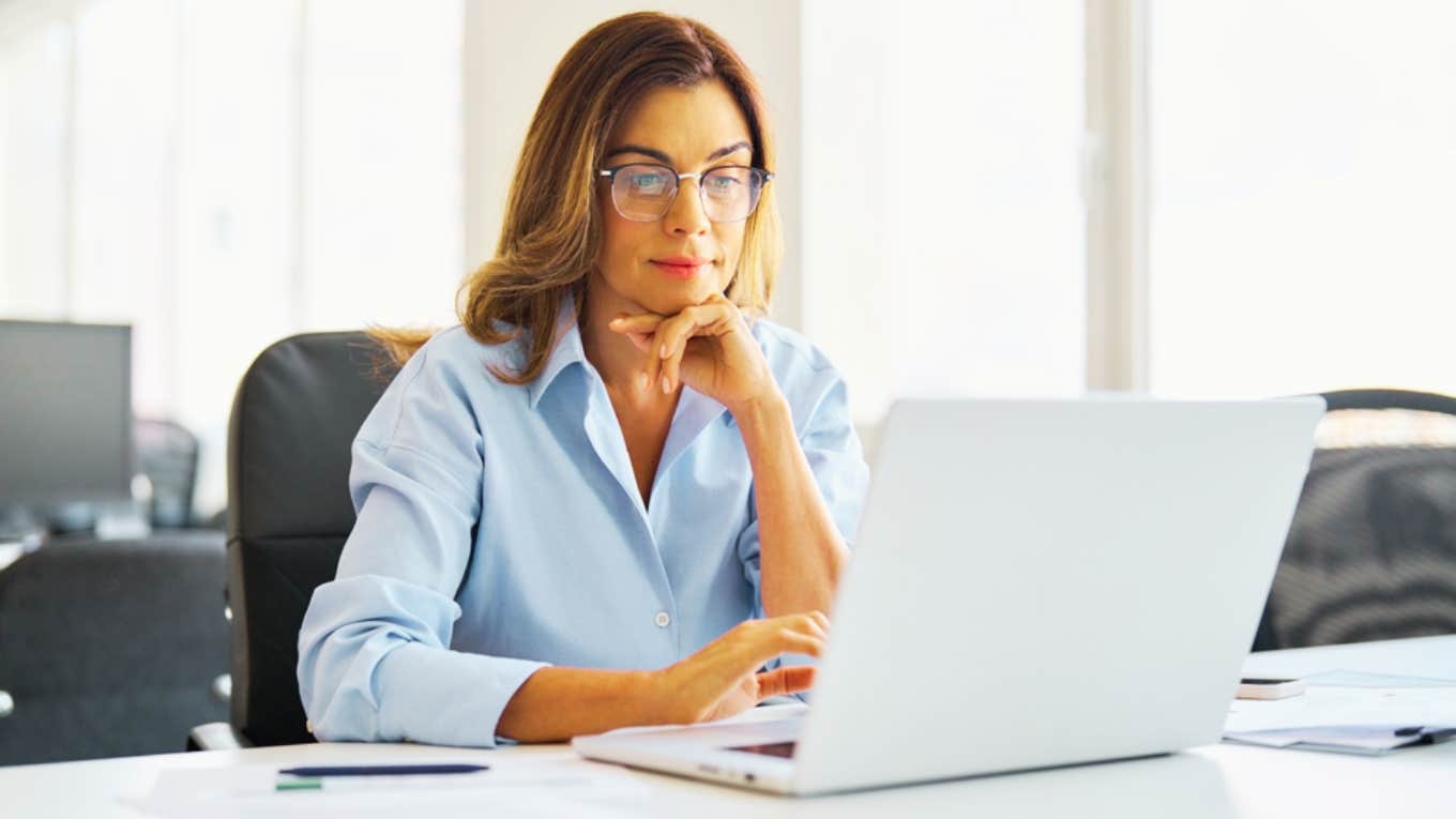 woman working on computer 