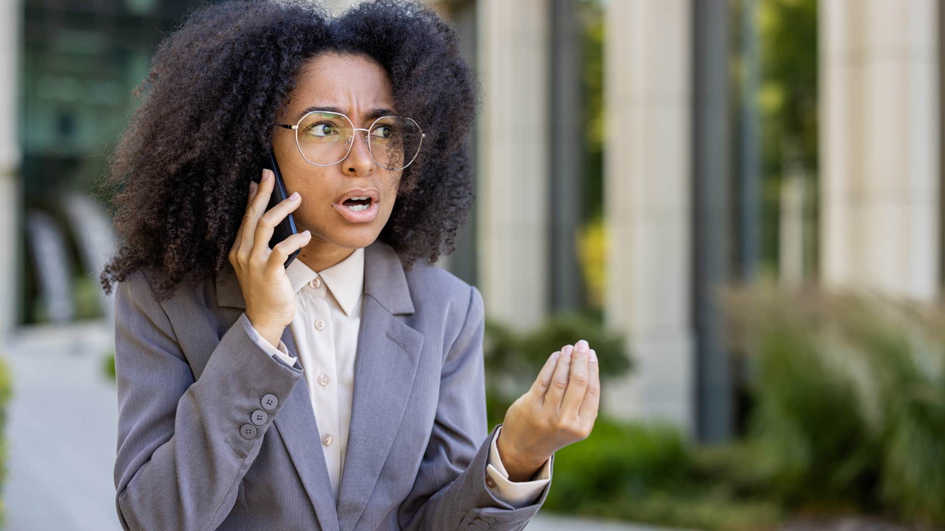 Woman arguing with someone on the phone.