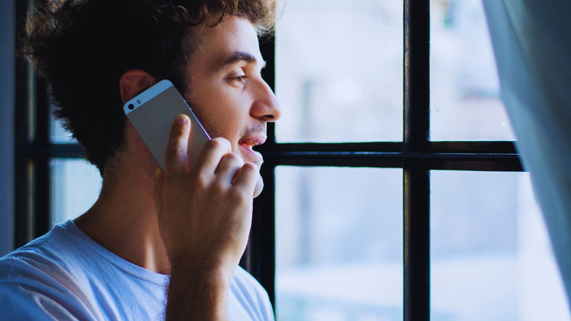 man scheduling his own appointments