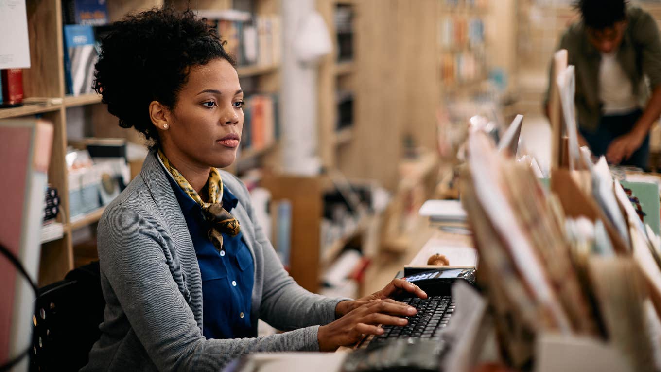 Librarian who is annoyed with boomers