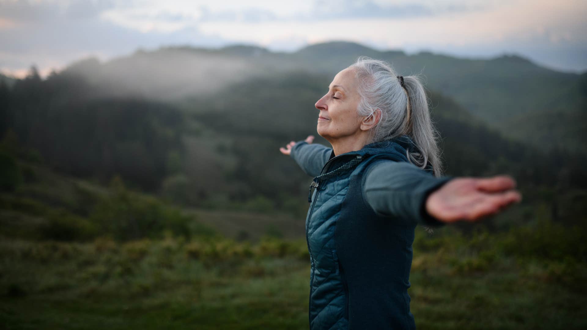 woman with high iq finding silver linings